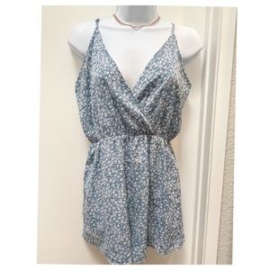 Floral spring romper.